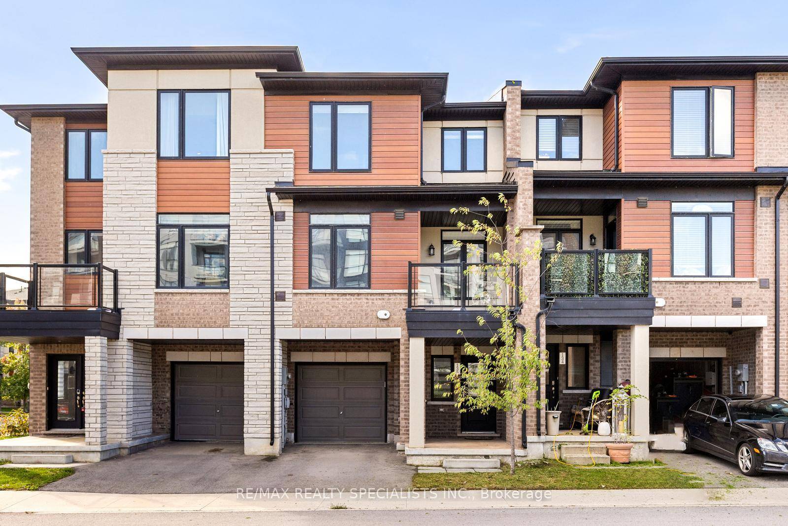 This beautifully upgraded townhouse offers an exceptional lifestyle in an unbeatable location, just steps from Lake Ontario, picturesque walking trails, renowned wineries, and top rated restaurants, with quick access to ...