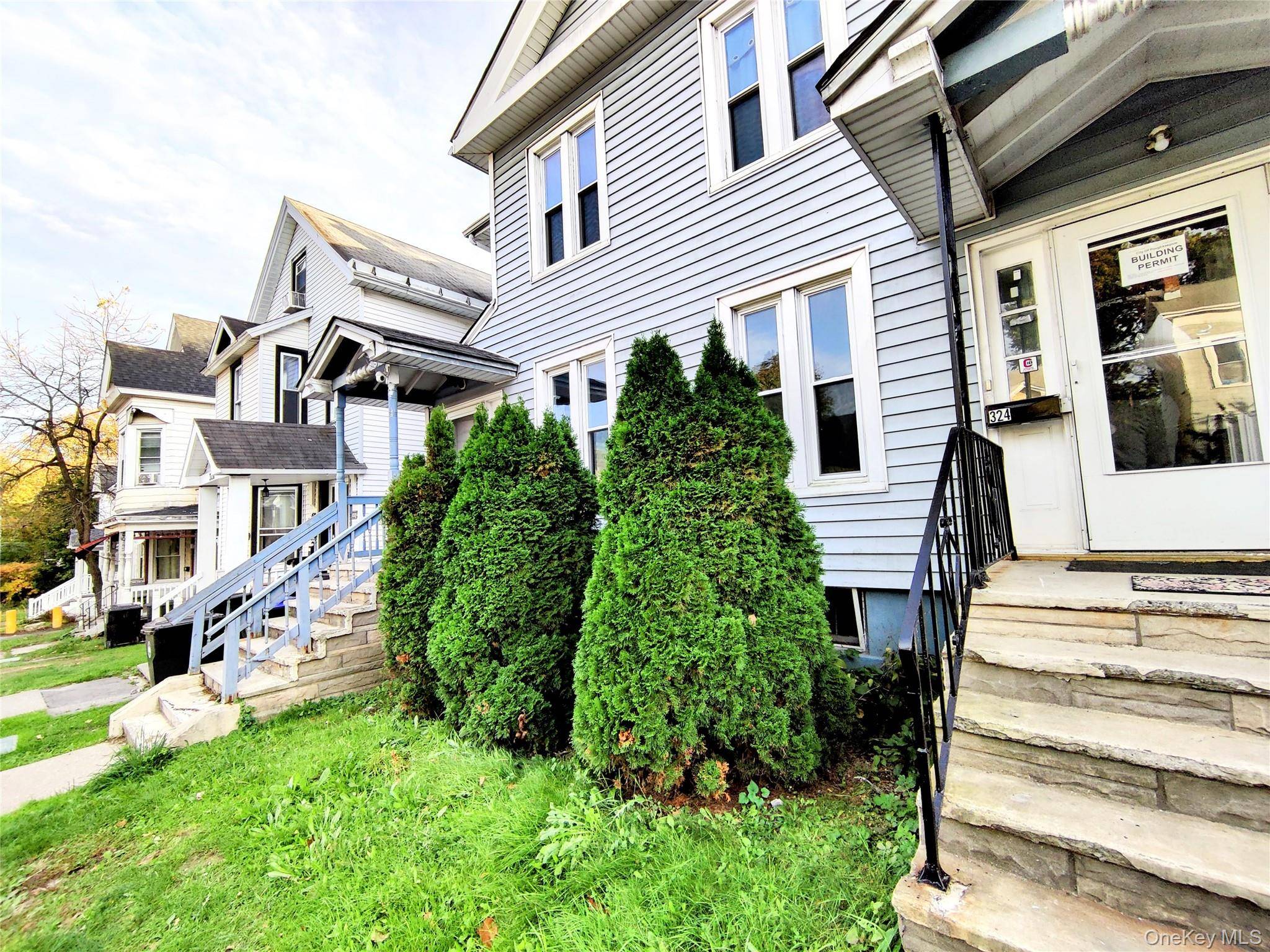 MORE PHOTOS TO COME... PLEASE.