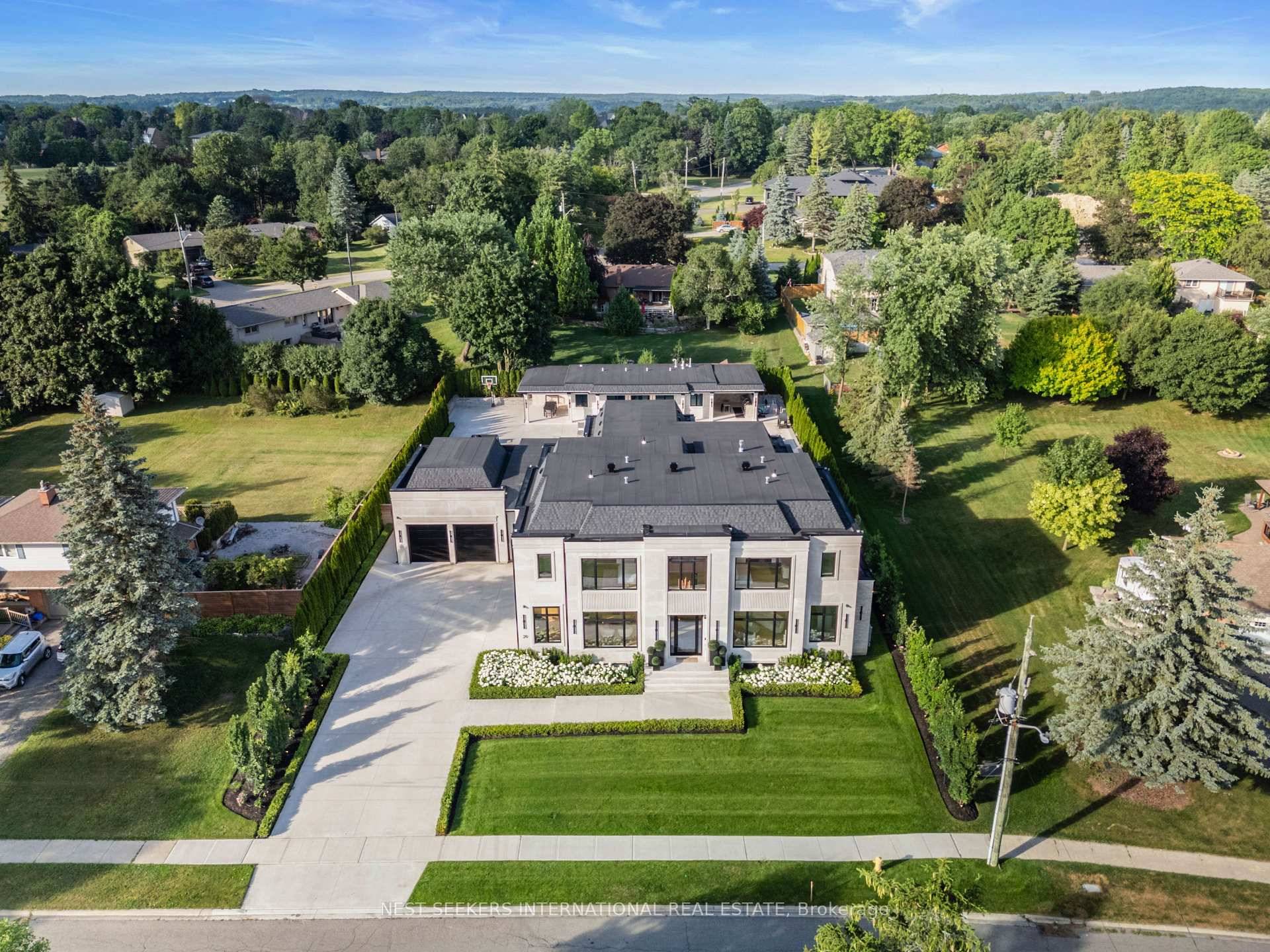 An extraordinary residence where timeless contemporary design meets uncompromising craftsmanship.