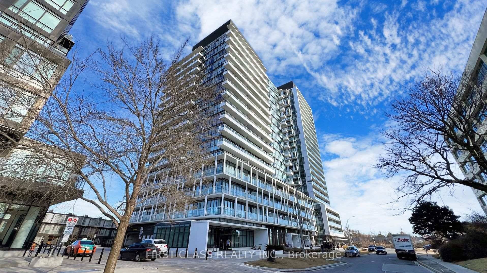 This sun filled condo offers a cozy, warm and inviting atmosphere with a south facing bedroom and living room, ensuring abundant natural light throughout the day.