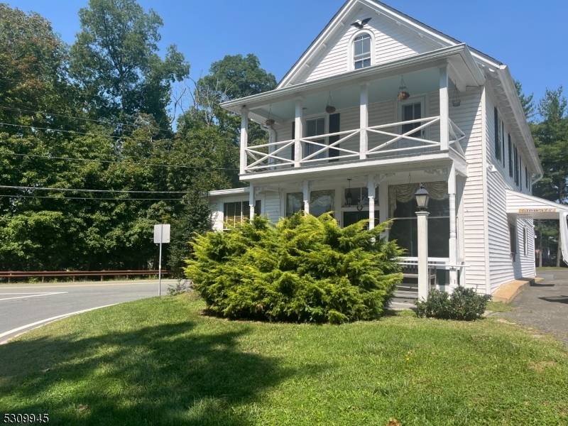Wonderful investment opportunity in Pottersville section of Bedminster.