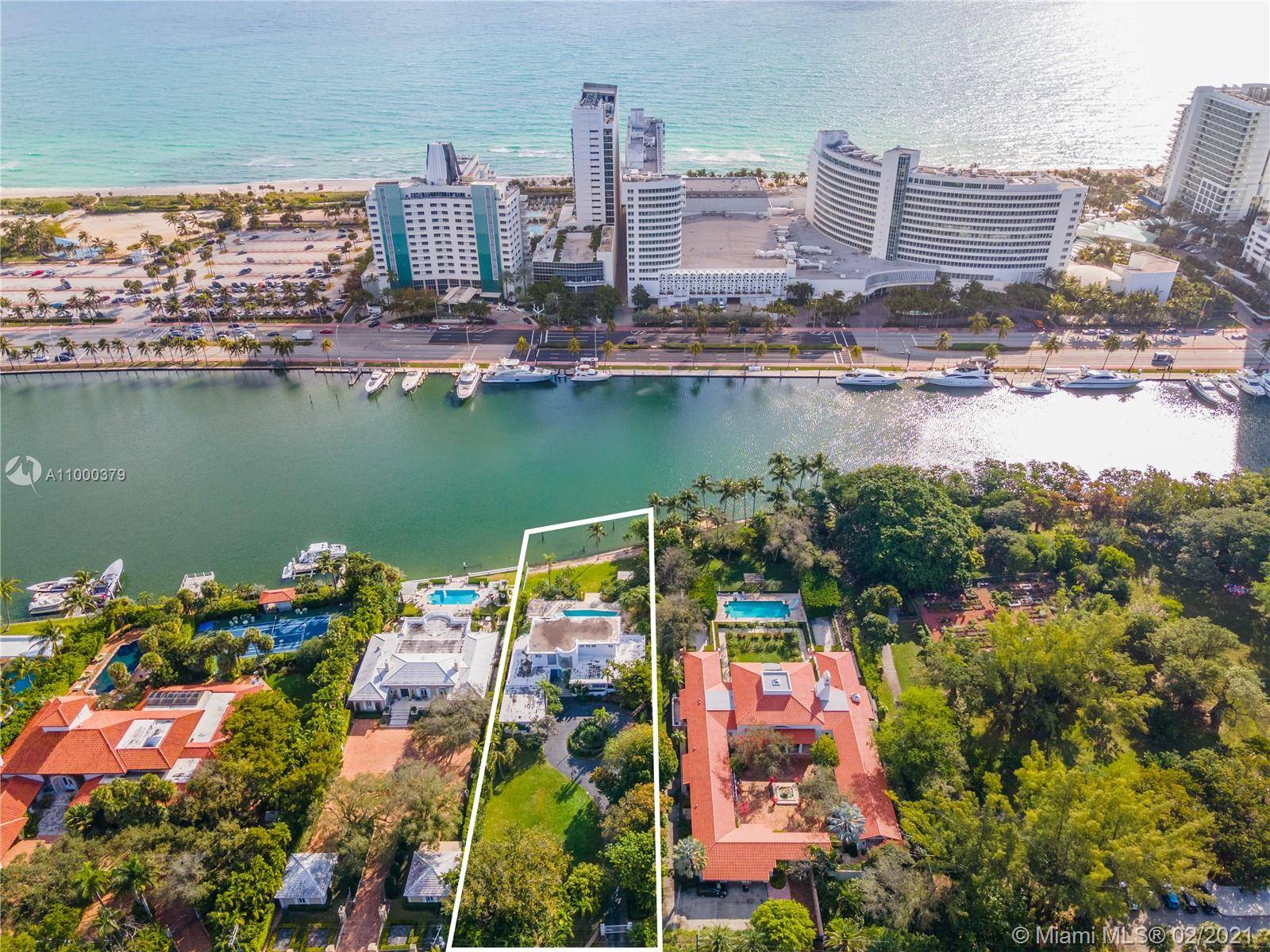 Over size lot in the Estates Section of Pinetree Drive.