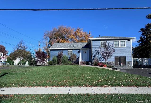 Welcome to this bright and spacious 3 bedroom, 2 bath rental located in the heart of Massapequa.
