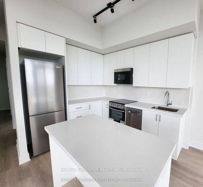 Brand New Executive Corner Suite With Unobstructed Vistas.
