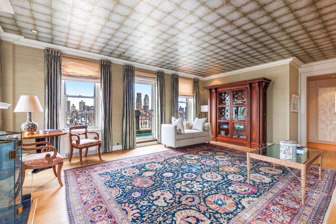 Emery Roth Classic Six Panoramic Park amp ; City Views Wrap Terrace Offered for the first time in over three decades, this extraordinary high floor, sun drenched pre war Classic ...