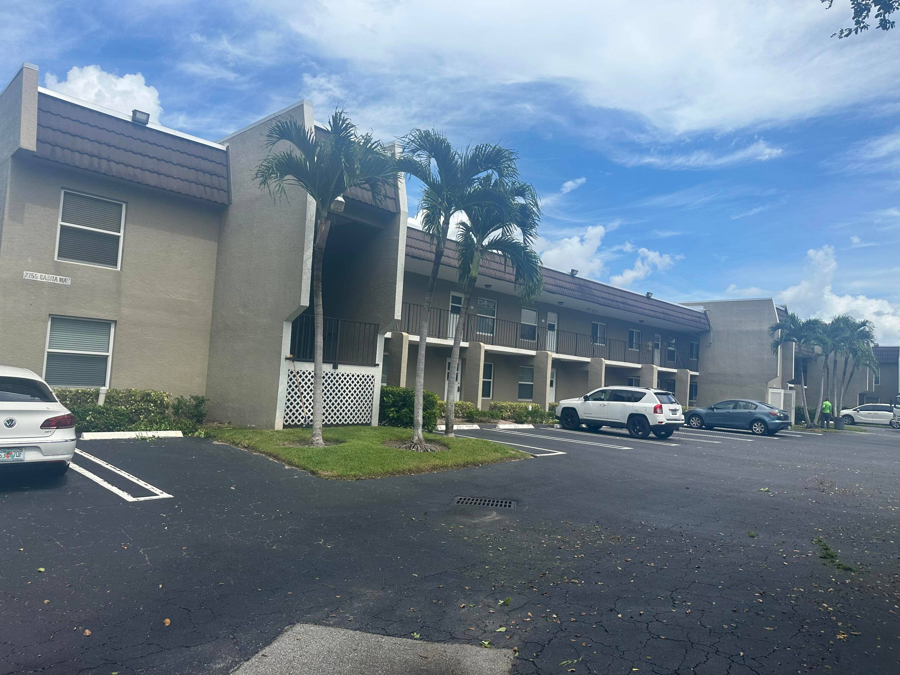 Welcome to this charming and affordable first floor condo, offering a spacious open plan living area perfect for relaxation and entertaining.