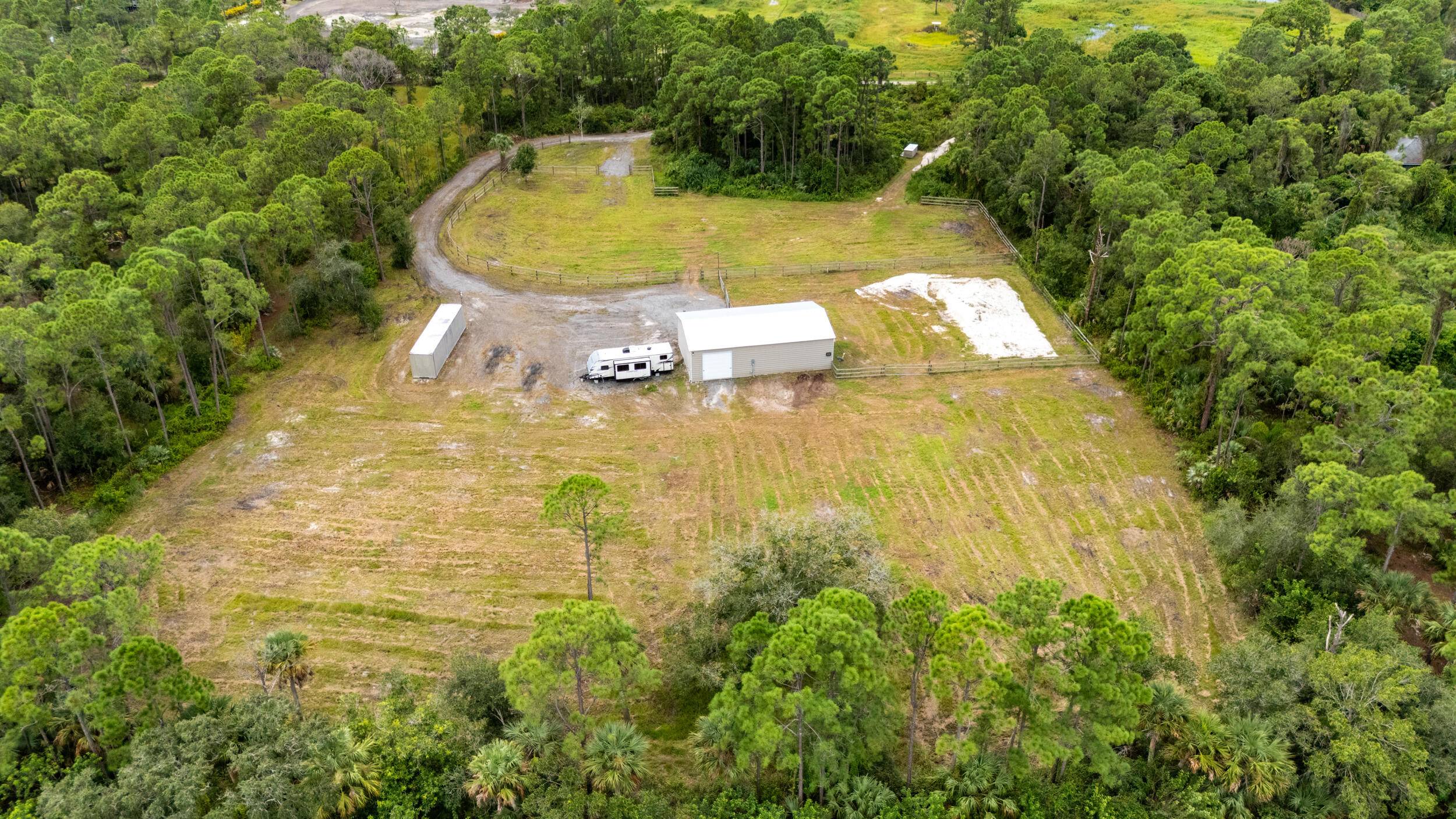 Here is a great opportunity to own 5 well maintained and improved acres in Martin county.