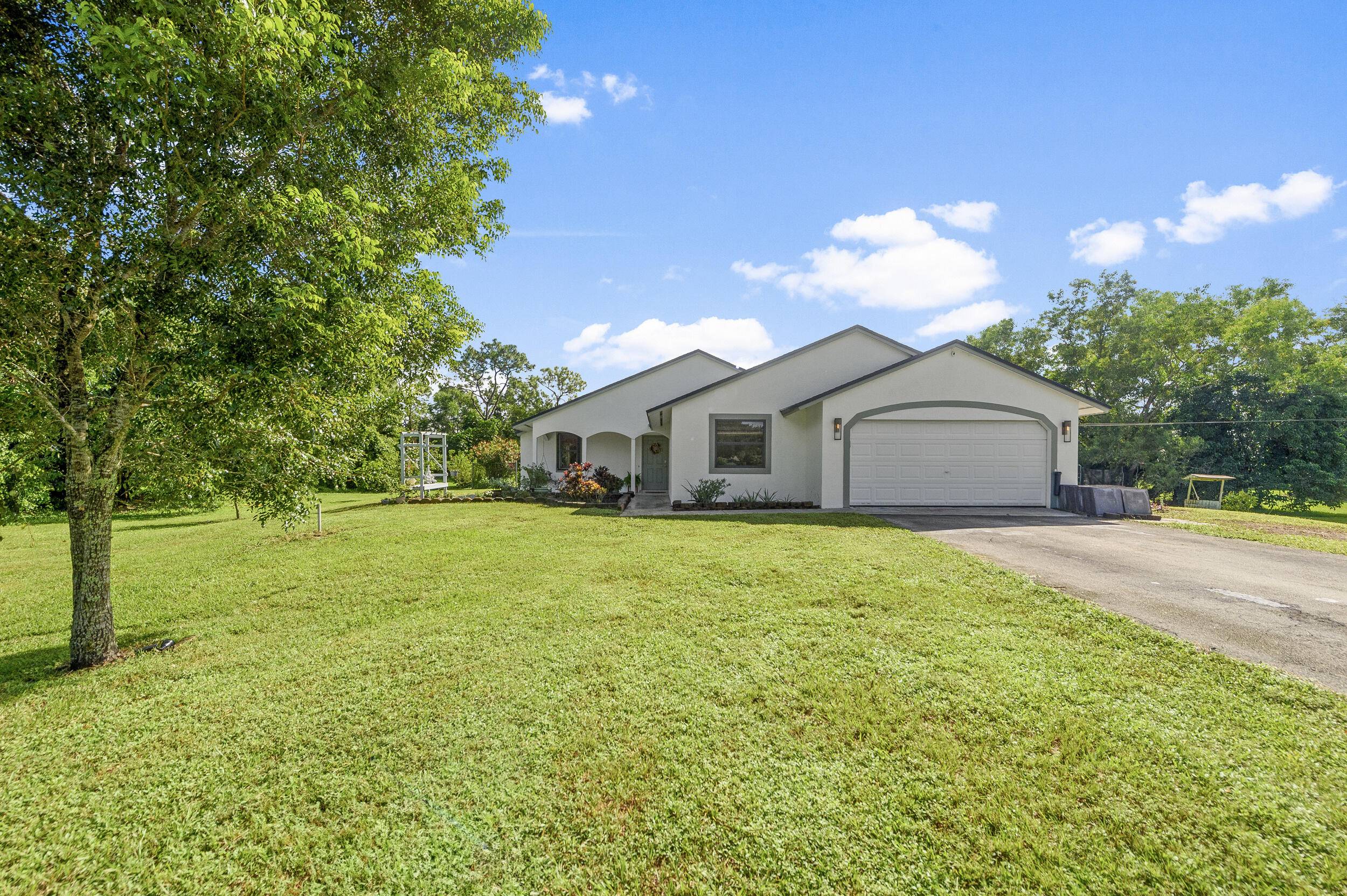 3 Bedroom, 2 Bath Flex Room on 1.