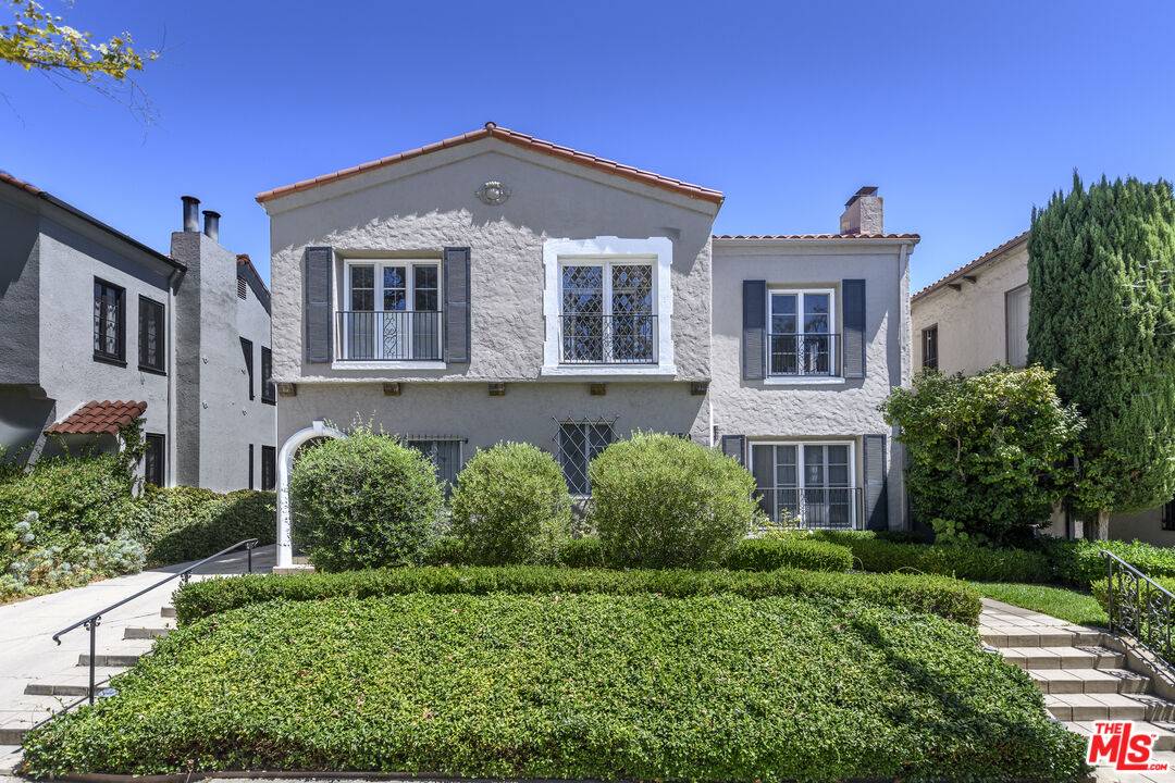 148  S Orange Dr 4BR Hancock Park La