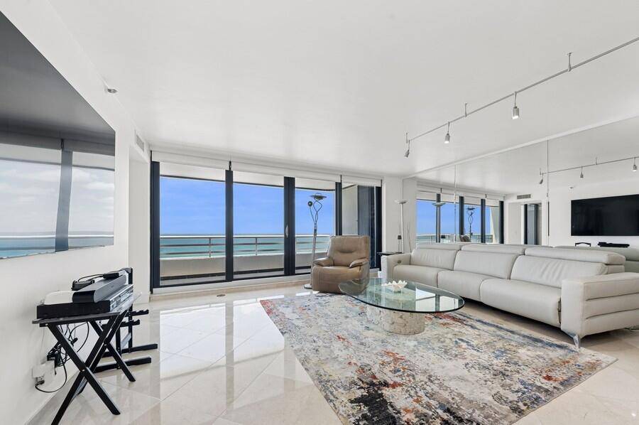 The ocean views are striking the moment you enter N 1004.