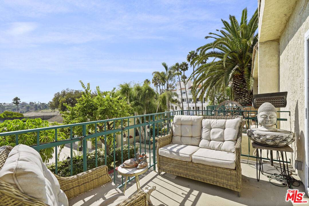 6444 Cavalleri Rd 3BR Malibu La