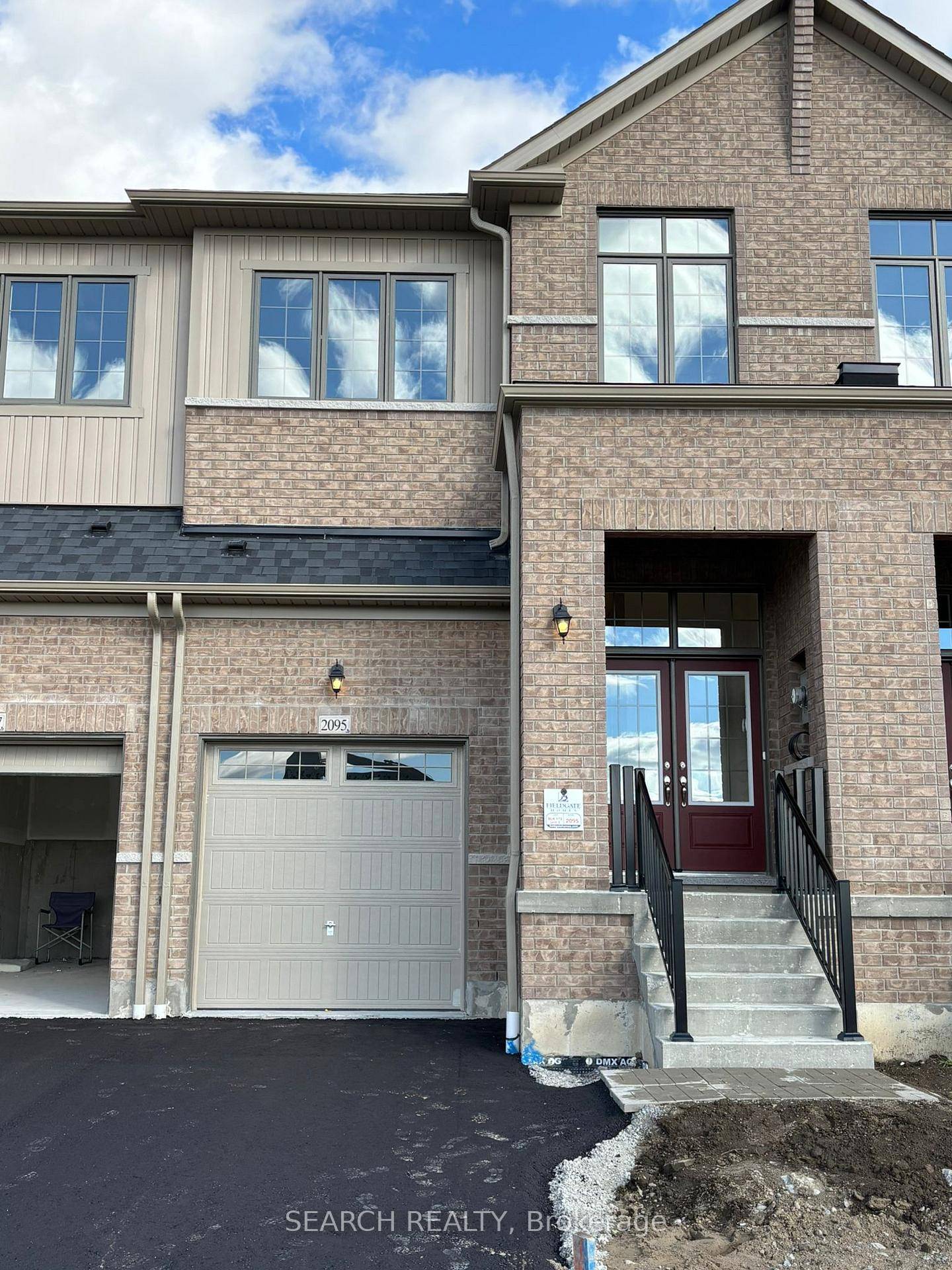 This is your new home in North Oshawa !