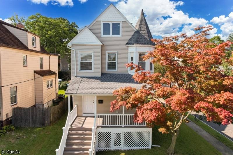 Gorgeous 3 bed, 2 full bath, fully renovated top to bottom, tucked away on peaceful cul de sac in the heart of Montclair.