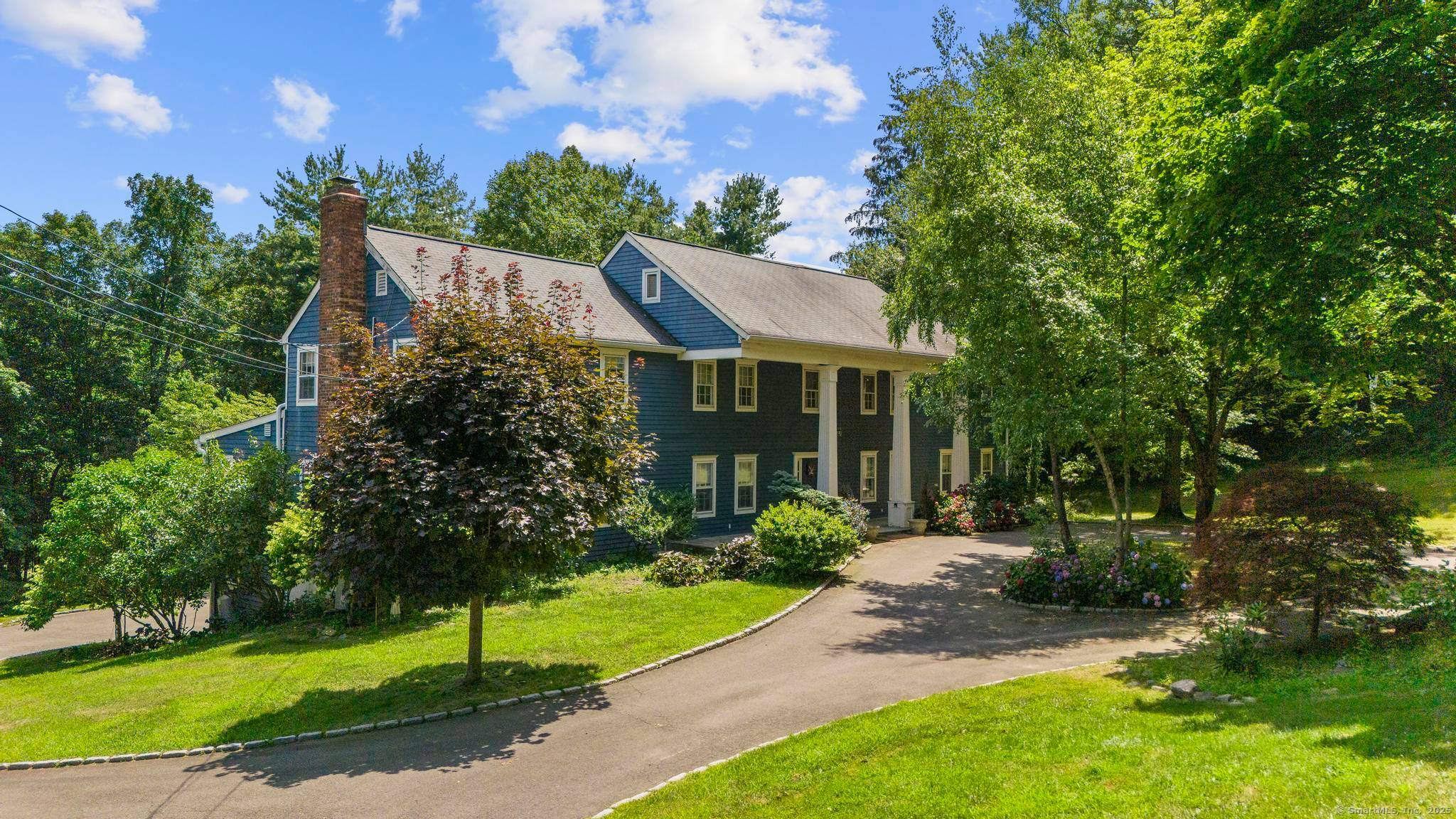 Experience refined living at 42 Sturbridge Hill Rd, New Canaan, CT a stunning 6 bedroom, 5 bath estate offering nearly 5, 000 sq.