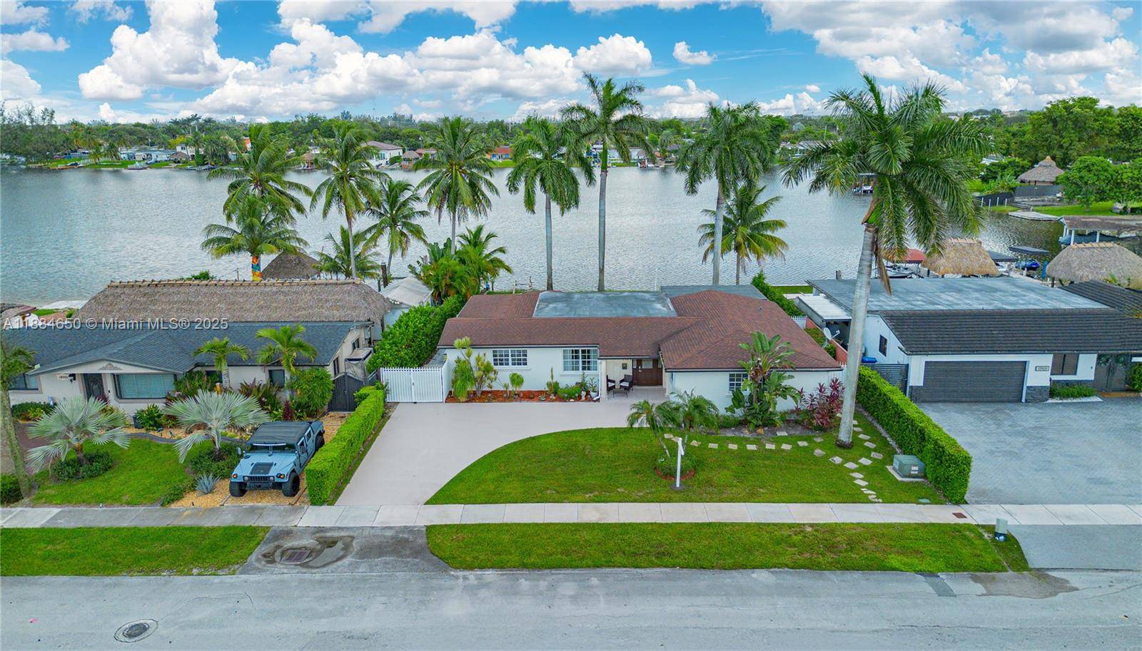 Experience What Lakefront Living in PSN is all About !