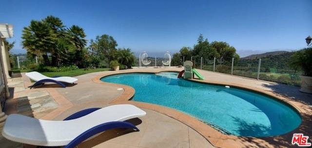 2088   DEER RUN LN Bel Air LA