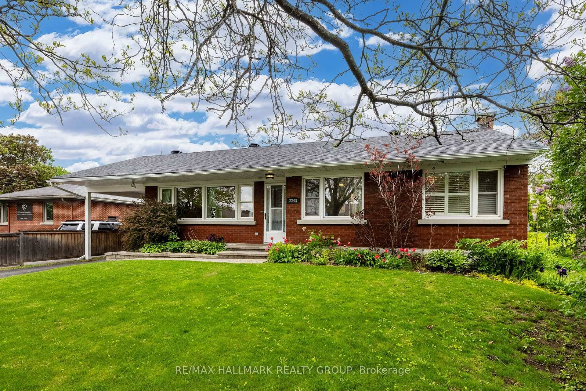Bright and charming 3 1 bedroom bungalow in a desirable pocket of Alta Vista.
