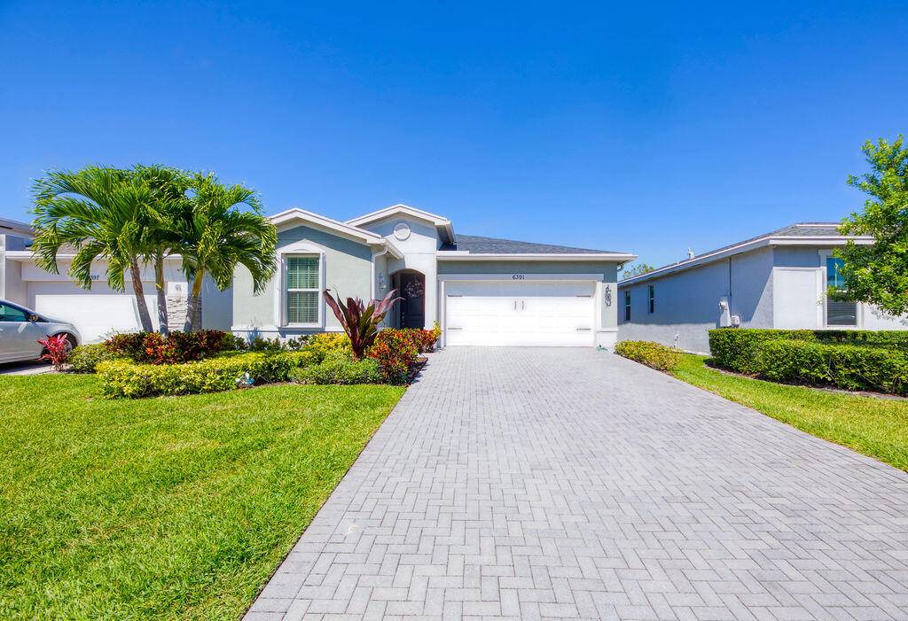 Seller motivated ! This beautiful 3 bedroom plus den, 2 bathroom home built in 2020, located in the gated community of Solcera in West Palm Beach, Florida.
