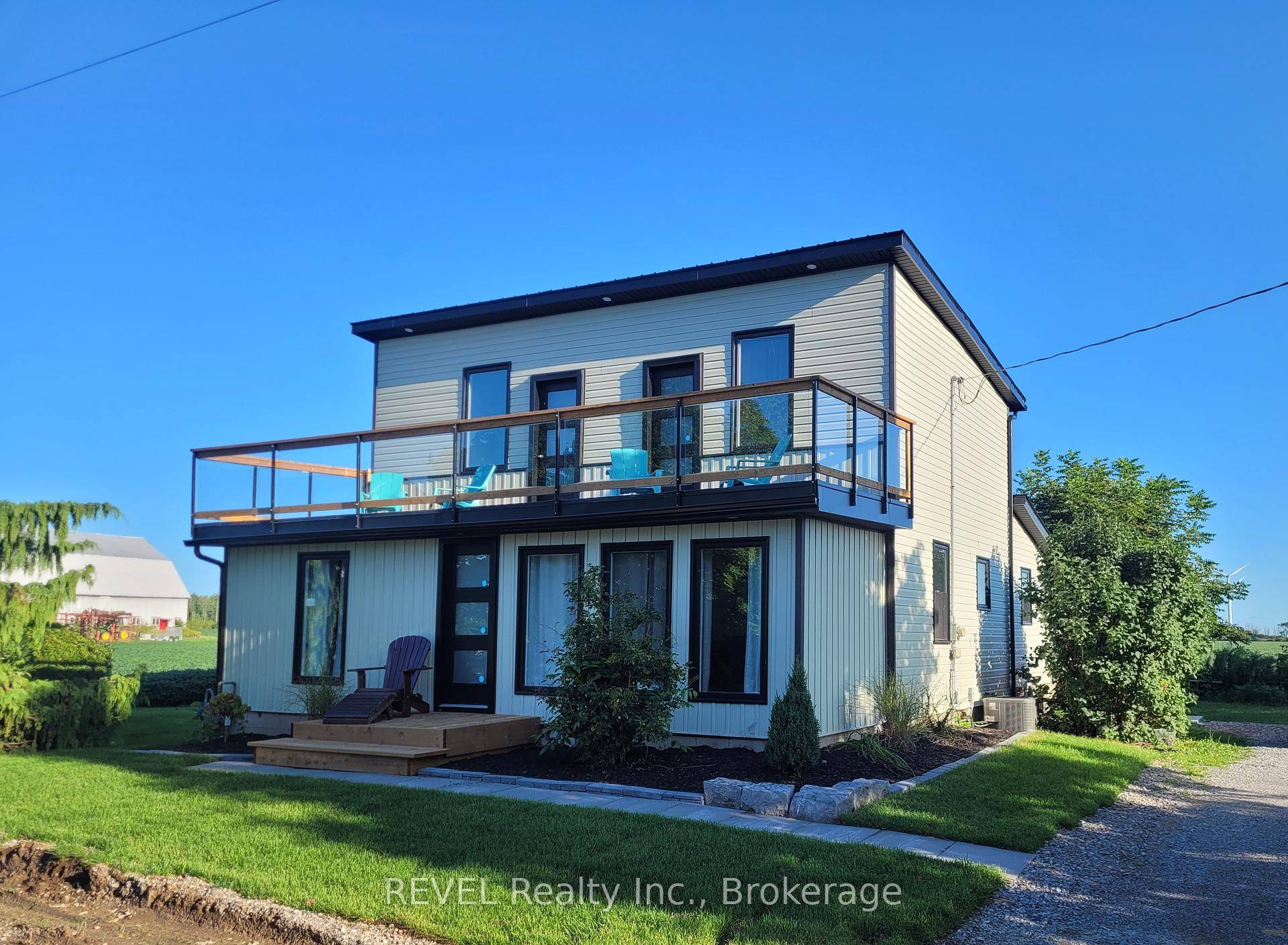 Welcome to 80 Lighthouse Drive located in quaint Port Maitland.