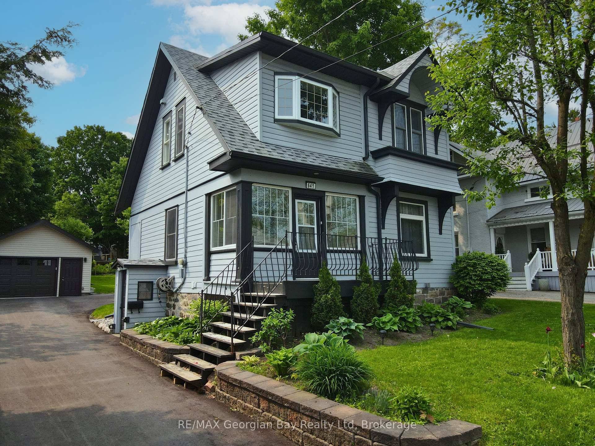 Welcome to your perfect family home, ideally situated in the heart of Midland.