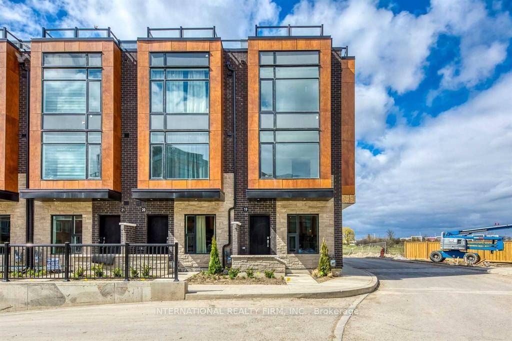 Stunning Upgraded Corner Townhouse Feels Like a Semi Detached !