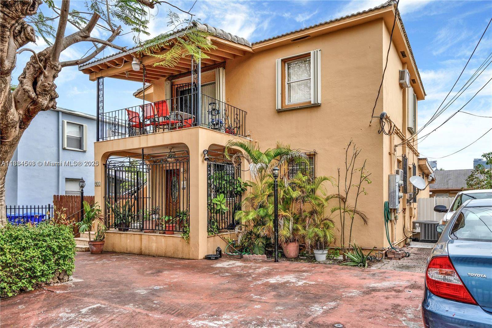 Discover this rare investment opportunity in the heart of Little Havana, right on the iconic Calle Ocho !