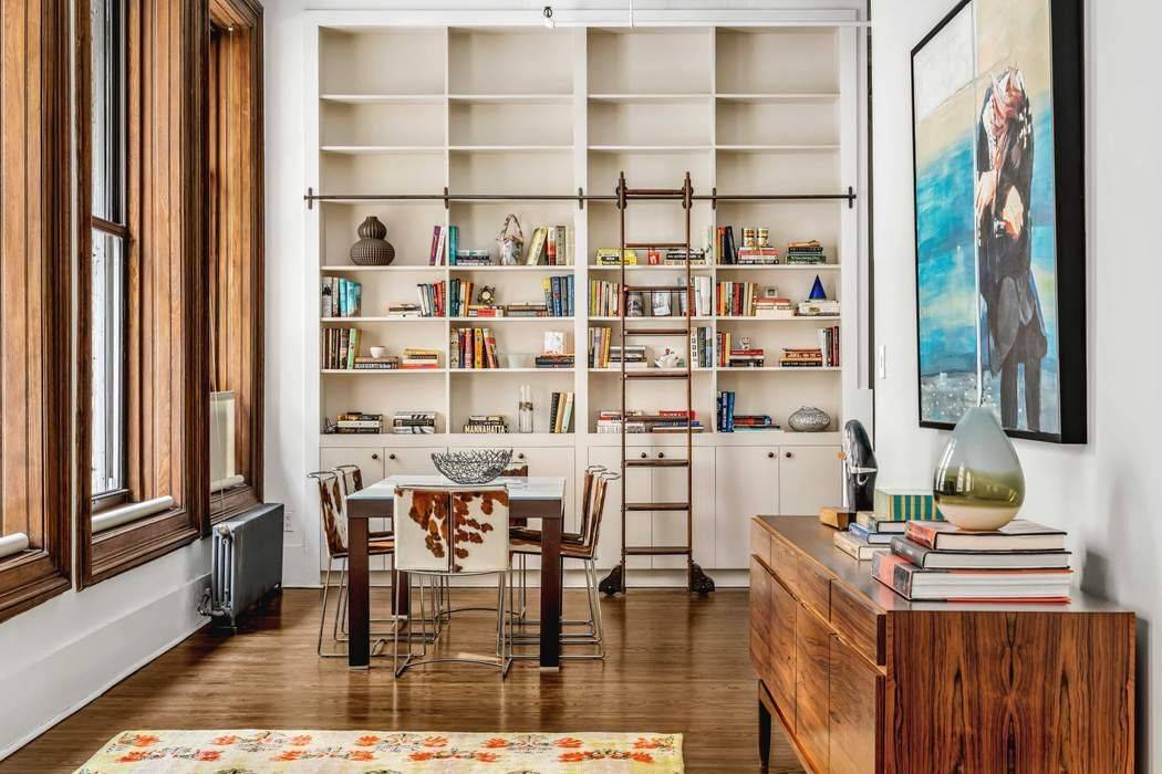 If you have a passion for the authentic, this high drama loft combines intrinsic circa 1900 details with an elegant contemporary appeal.