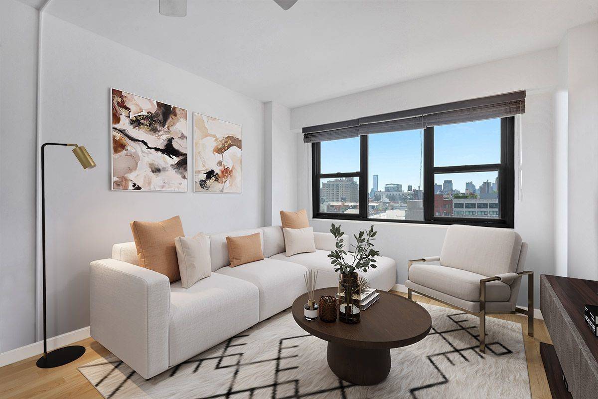 LARGE STUDIO IN GRAMERCY UNION SQUAREHigh floor plus sized studio.