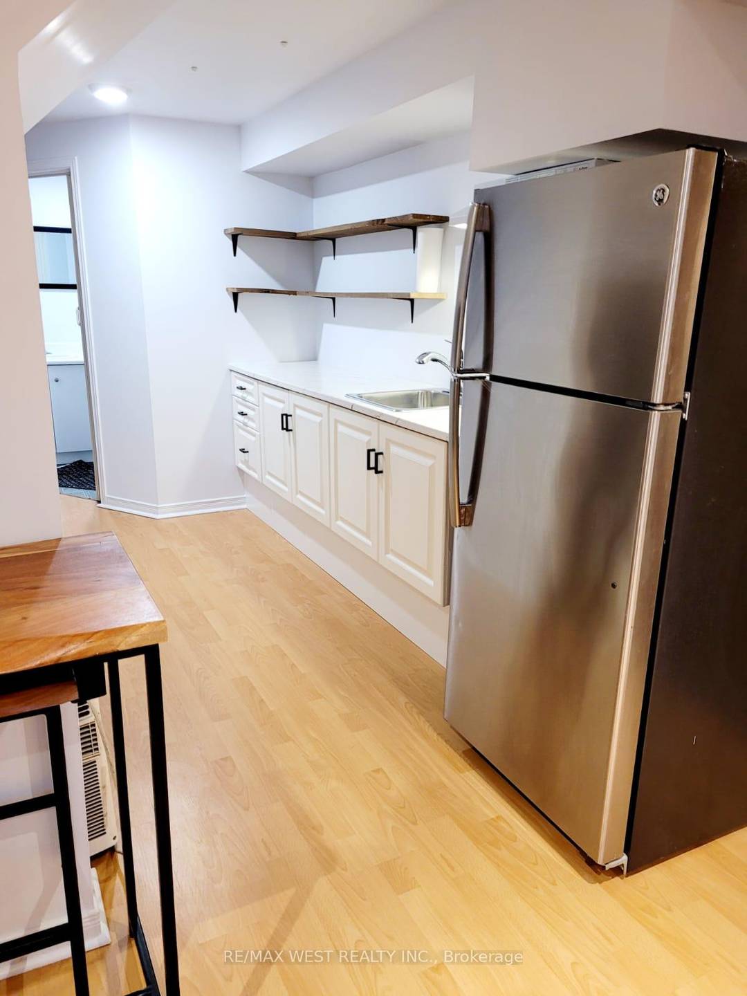 Welcome to this bright and cozy basement apartment located in a quiet, family friendly neighborhood in Fergus.