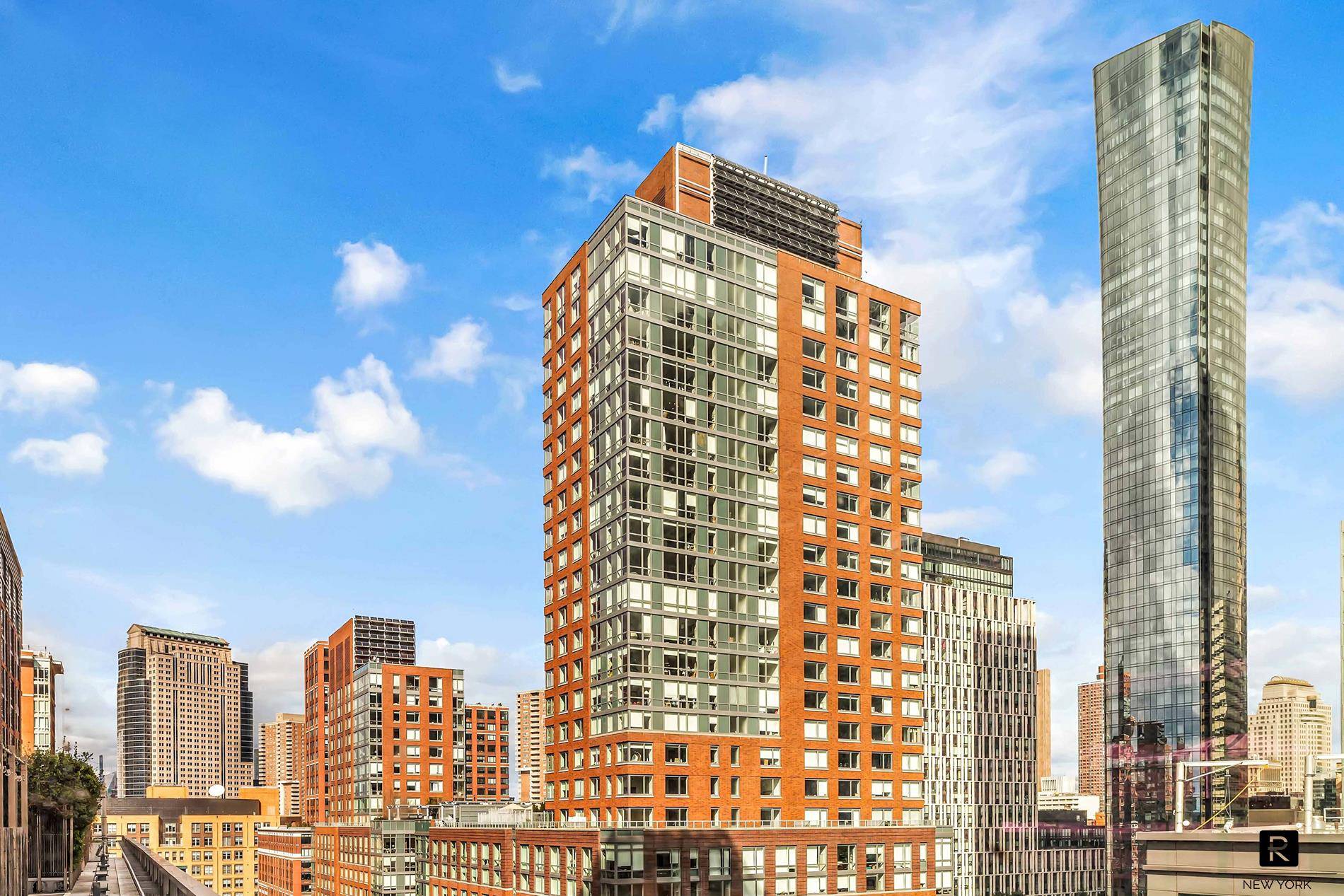PRIVATE LANDSCAPED TERRACE Corner two bed two bath with private terrace in the Riverhouse, the only LEED Gold Green Condominium in North Battery Park.
