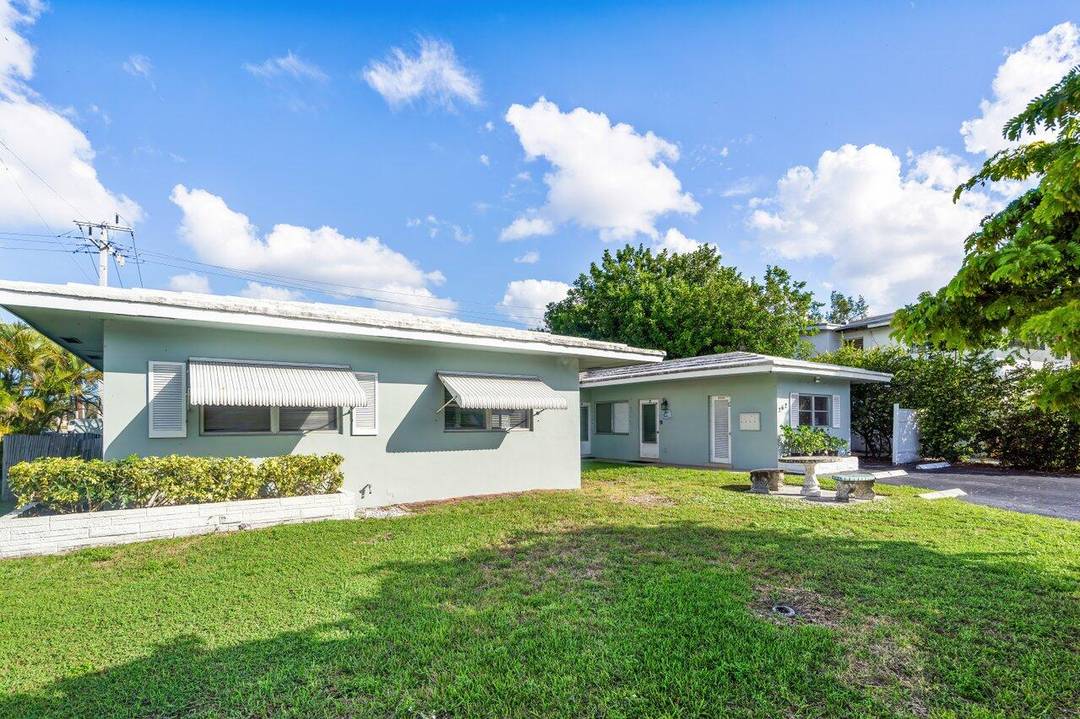 Rare Investment Opportunity in Prime Deerfield Beach !
