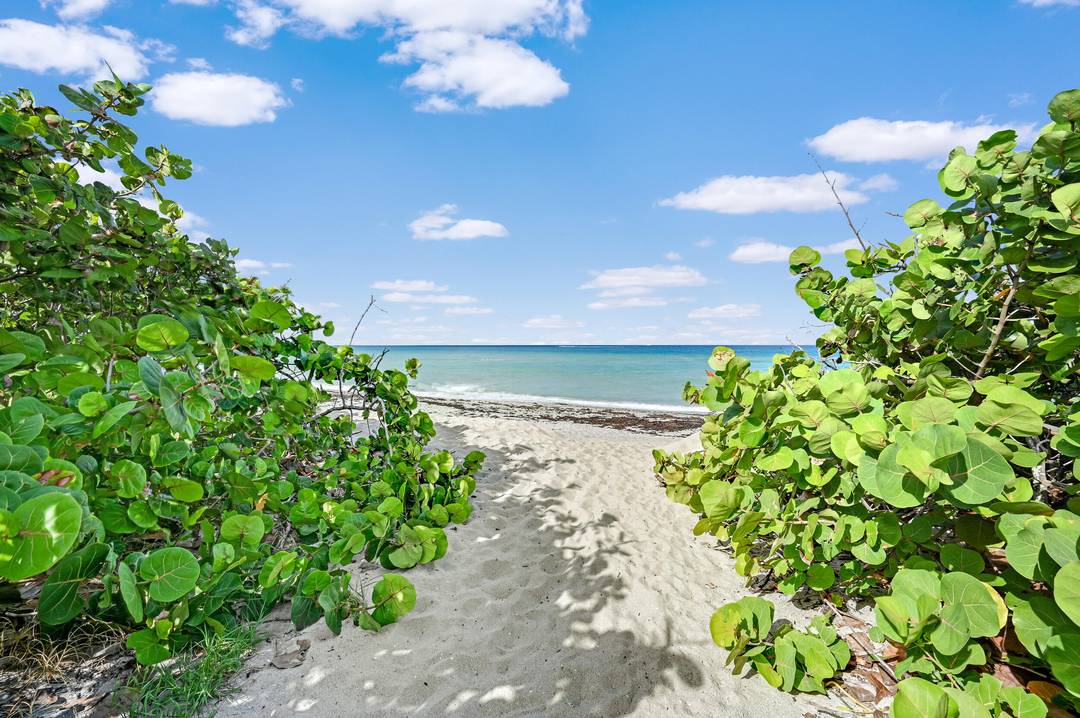 Seconds away from the beach is this rare BEAUTIFUL totally renovated 2 bedroom, 2 bath penthouse condo in Oceancrest located in Jupiter across the street from the ocean.