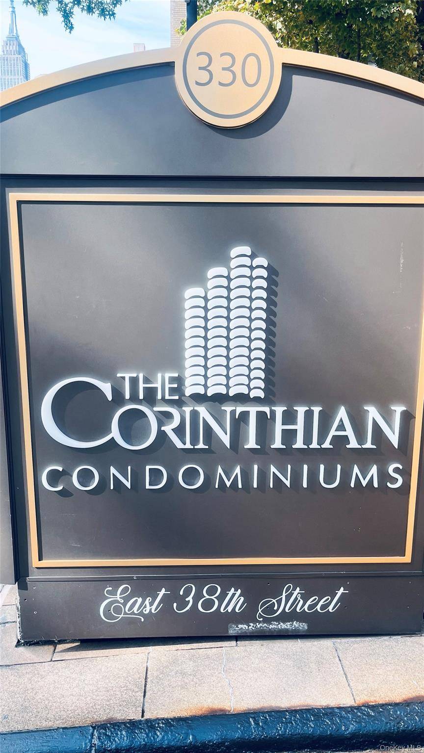 The building provider 24 hour doorman and concierge service.