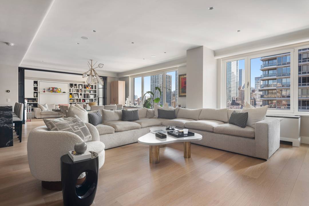 This stunning 1, 980 square foot, triple exposure corner residence at 200 East 62nd Street has undergone a complete gut renovation down to the studs and has been impeccably redesigned ...