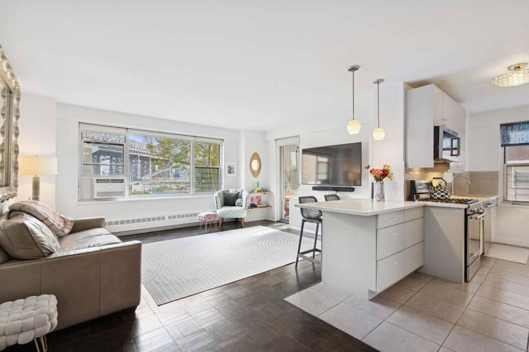 Elegant Parkside Residence with Private Balcony and Designer Finishes Discover a rare blend of sophistication, space, and serenity in this beautifully renovated two bedroom home, perfectly positioned with front row ...