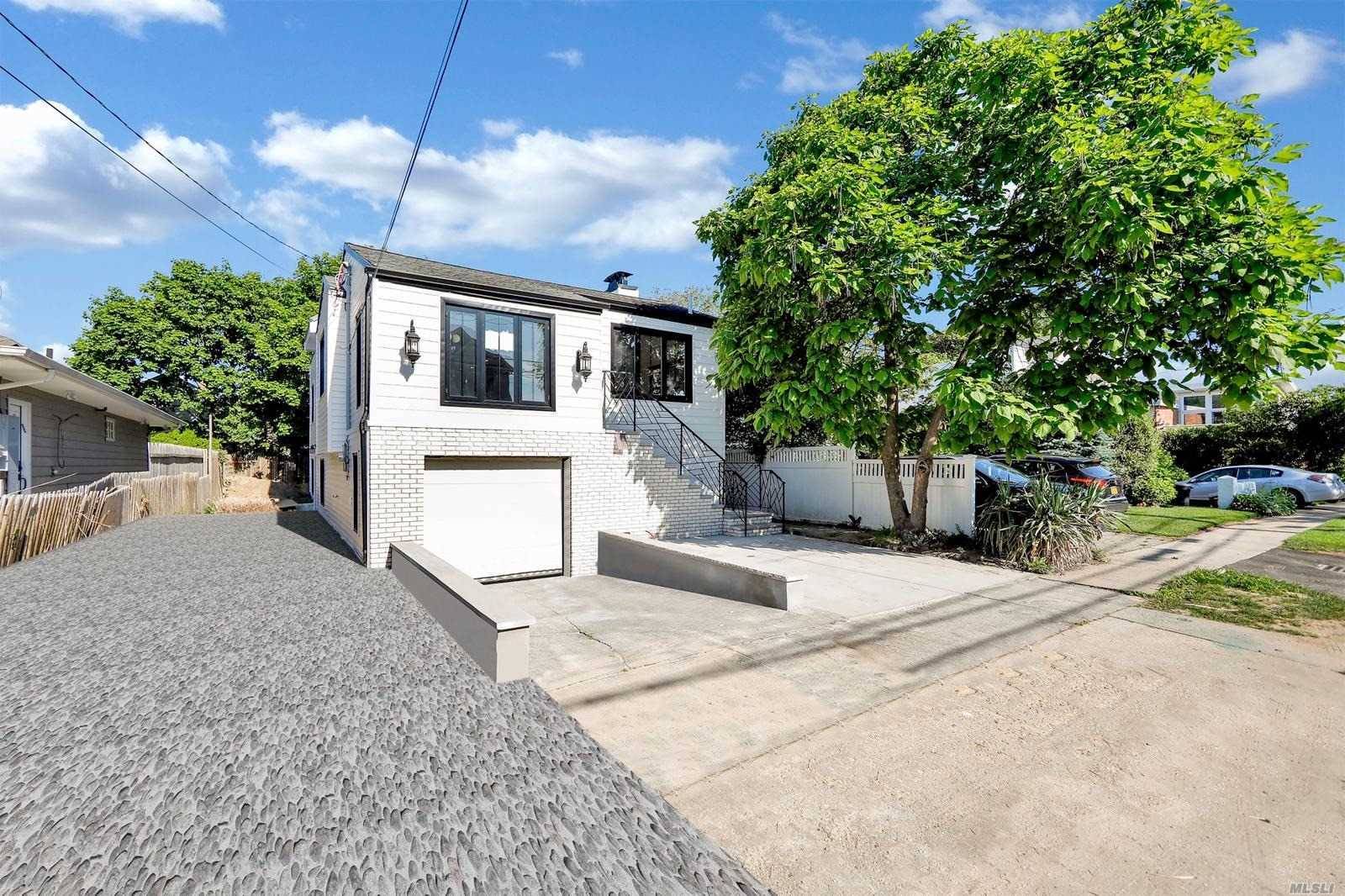 Magnificent home in the heart of Atlantic Beach.