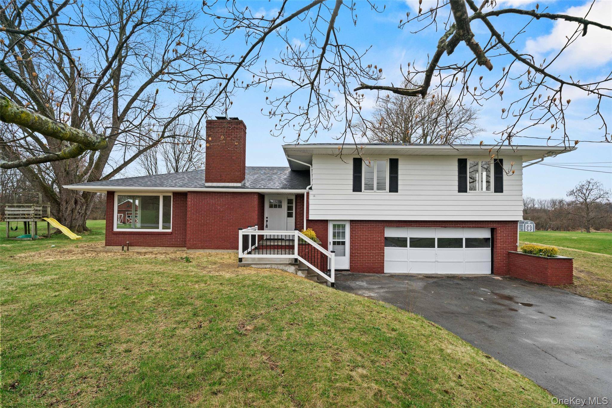 Imagine stepping into a stunningly renovated home, where every detail has been meticulously thought out to provide the ultimate living experience !