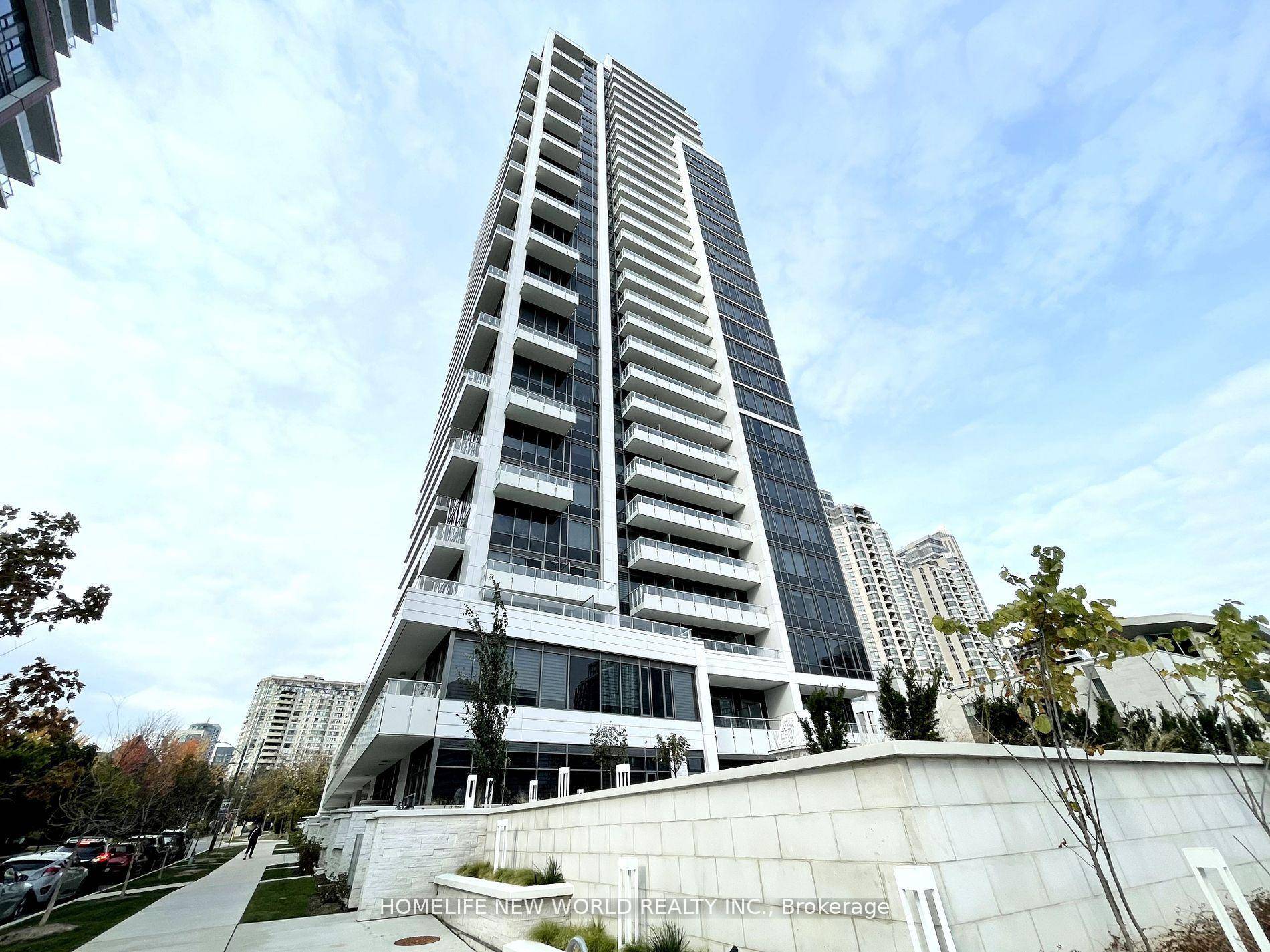 Location ! Location ! The Diamond on Yonge !