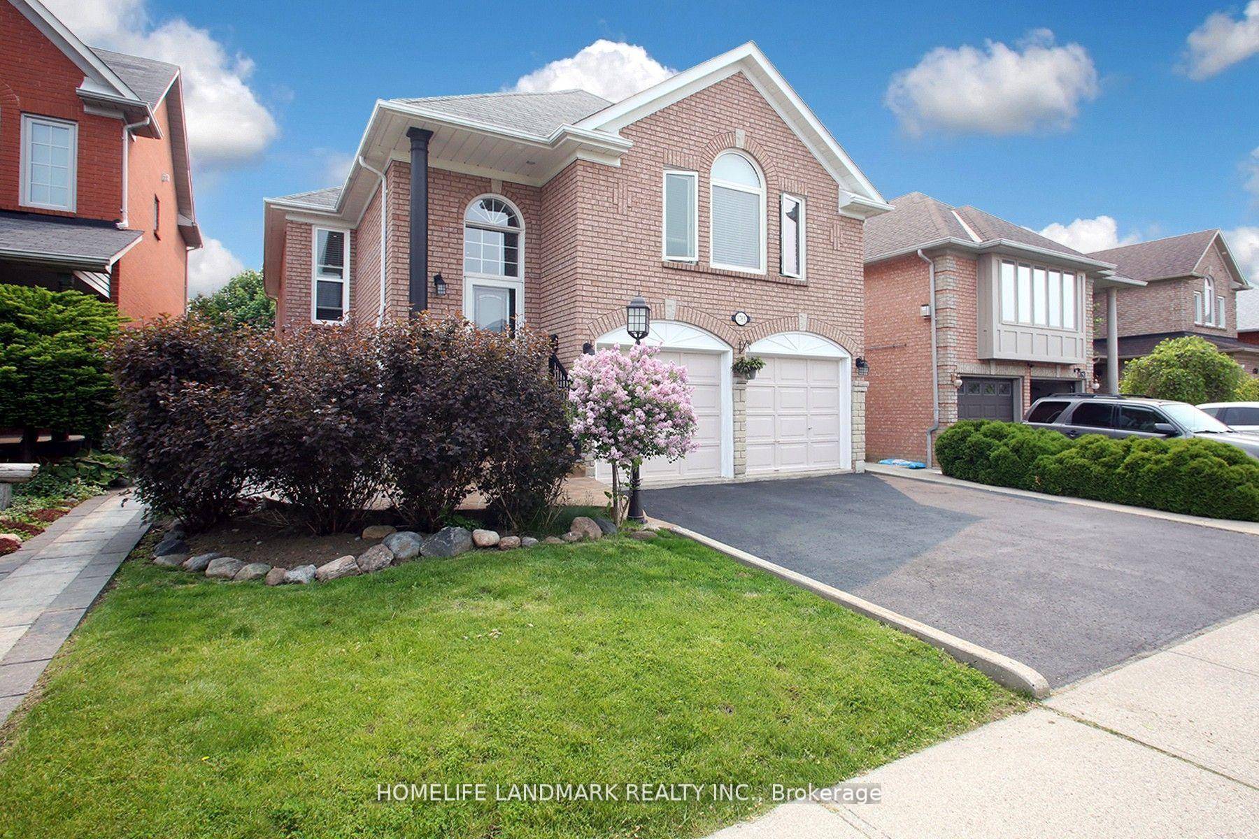 G O R G E O U S Stone And Brick Bungalow With Walk Out Bsmt In Highly Sought After Amberlea Neighbourhood !