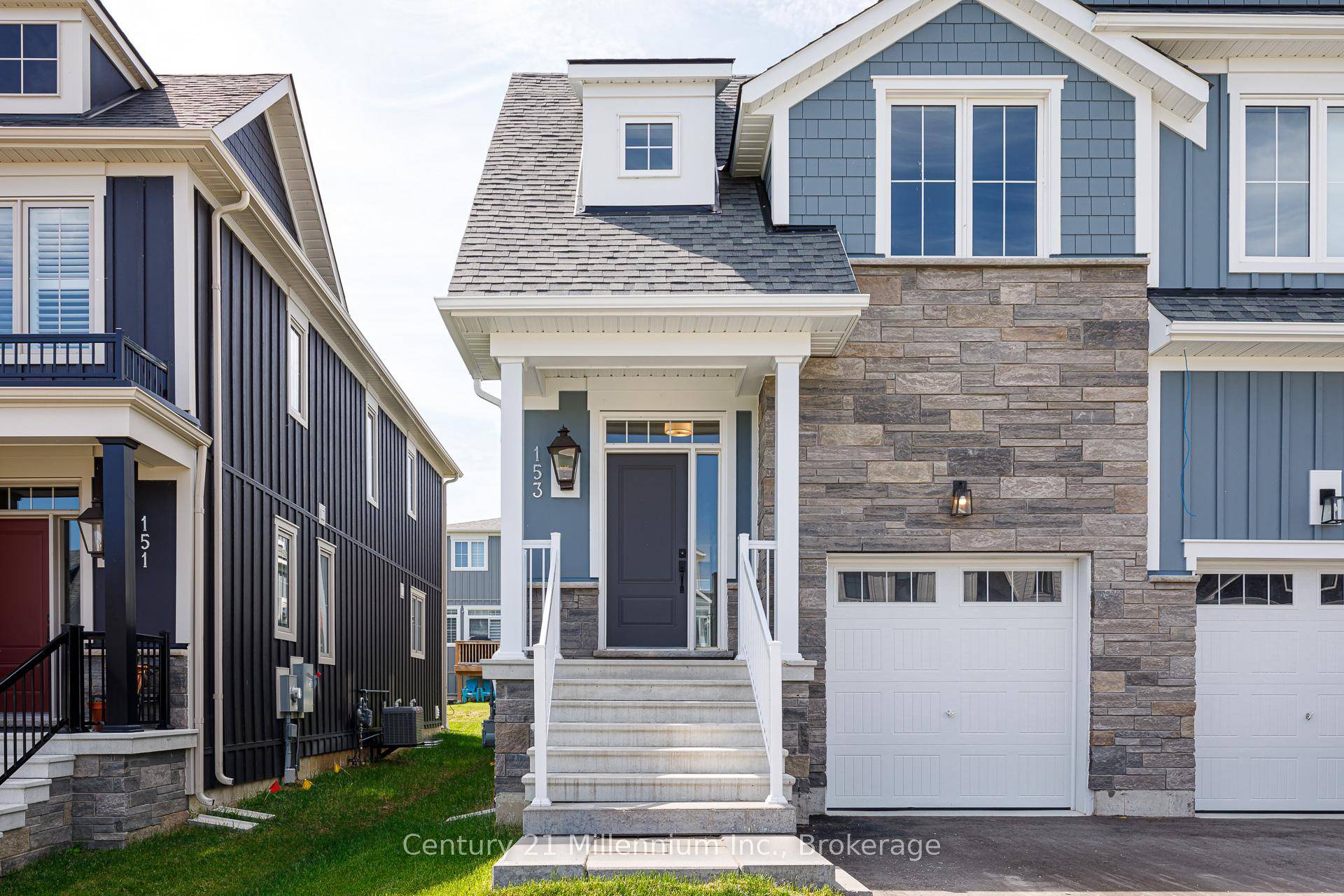 Annual Unfurnished Lease discover an unparalleled lifestyle in this meticulously upgraded Crawford model, offering elegance, comfort and refined finishes throughout.