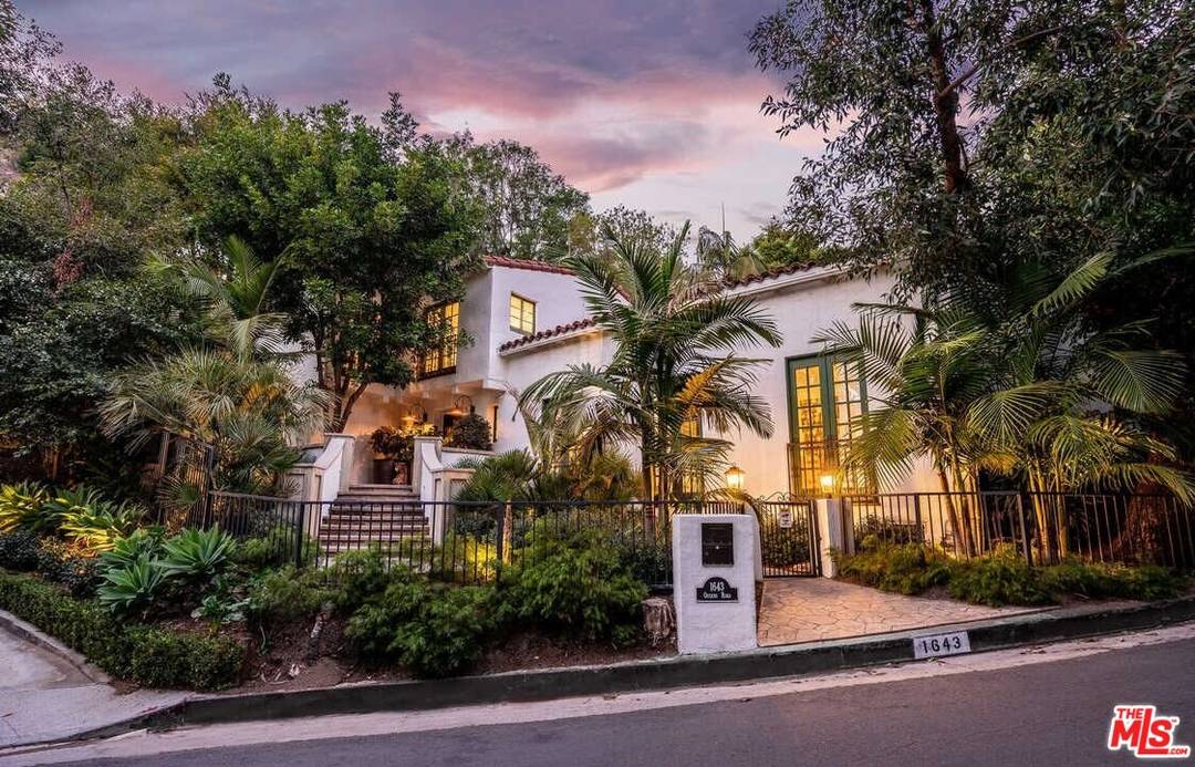 1643   Queens Rd 4BR Sunset Strip La