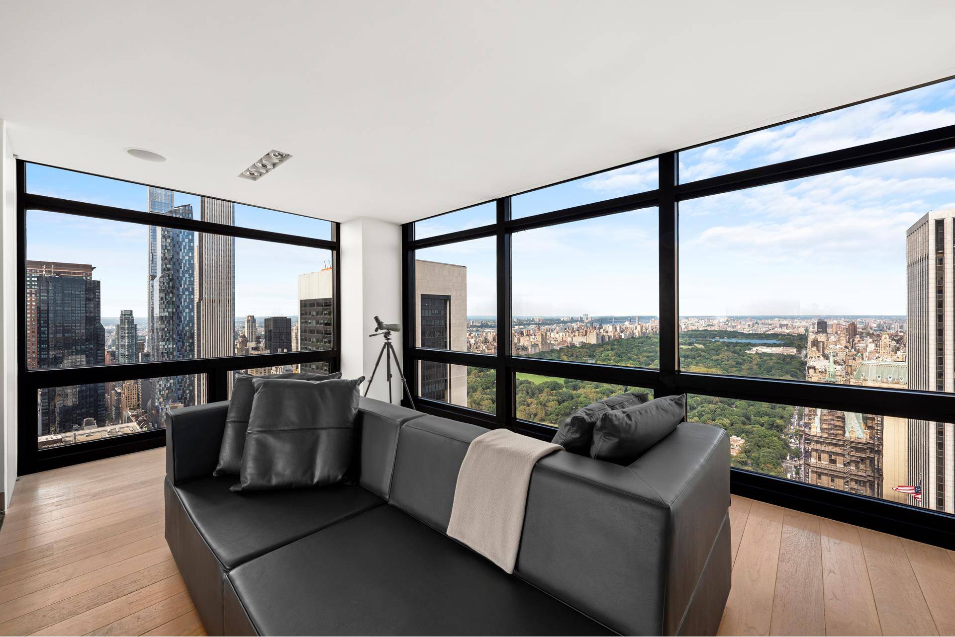 Refined luxury living, and jaw dropping cityscape and Central Park views await you at this spectacular 3 Bedroom 3.