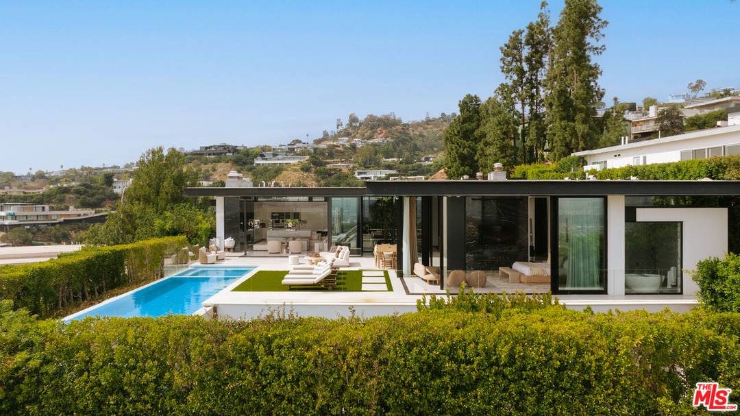 1536 Blue Jay Way 6BR Sunset Strip La