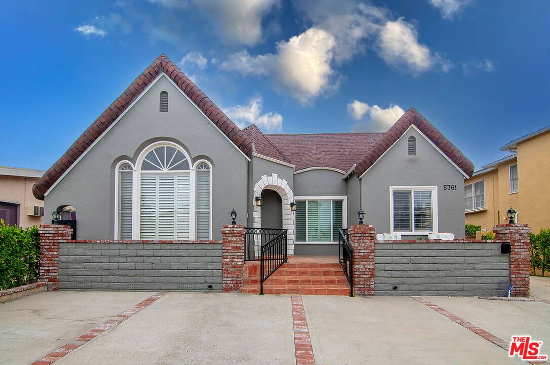 5761 W Olympic Blvd 4BR Hancock Park La
