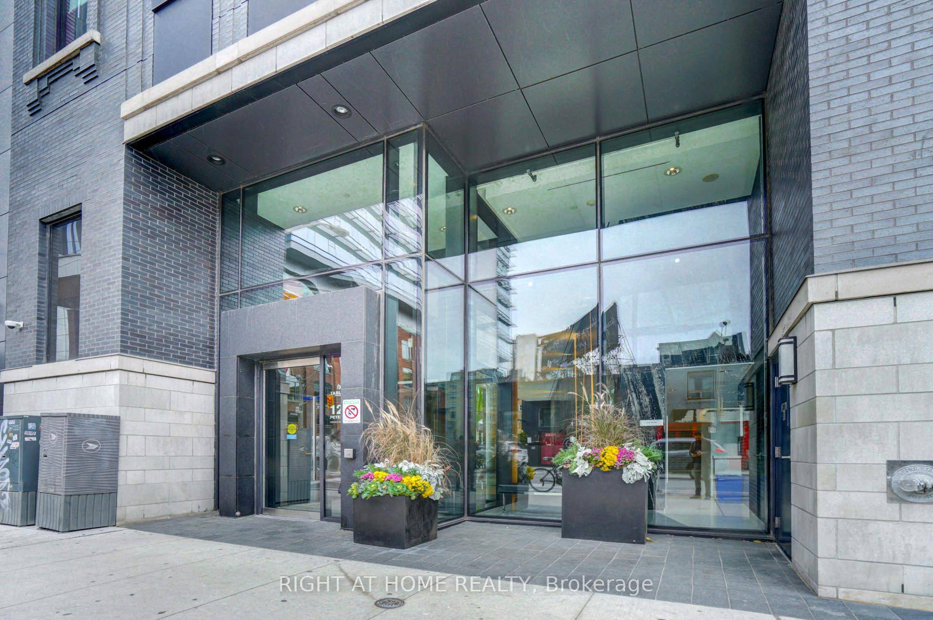 Designer Furnished 1 Bedroom with South Views at Tableau Condos.