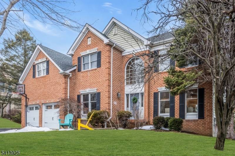 Welcome to 12 Sentinel Drive in the sought after Patriot Ridge community of Basking Ridge, a stunning Colonial offering exceptional space, warmth, functionality in one of Somerset County's most desirable ...