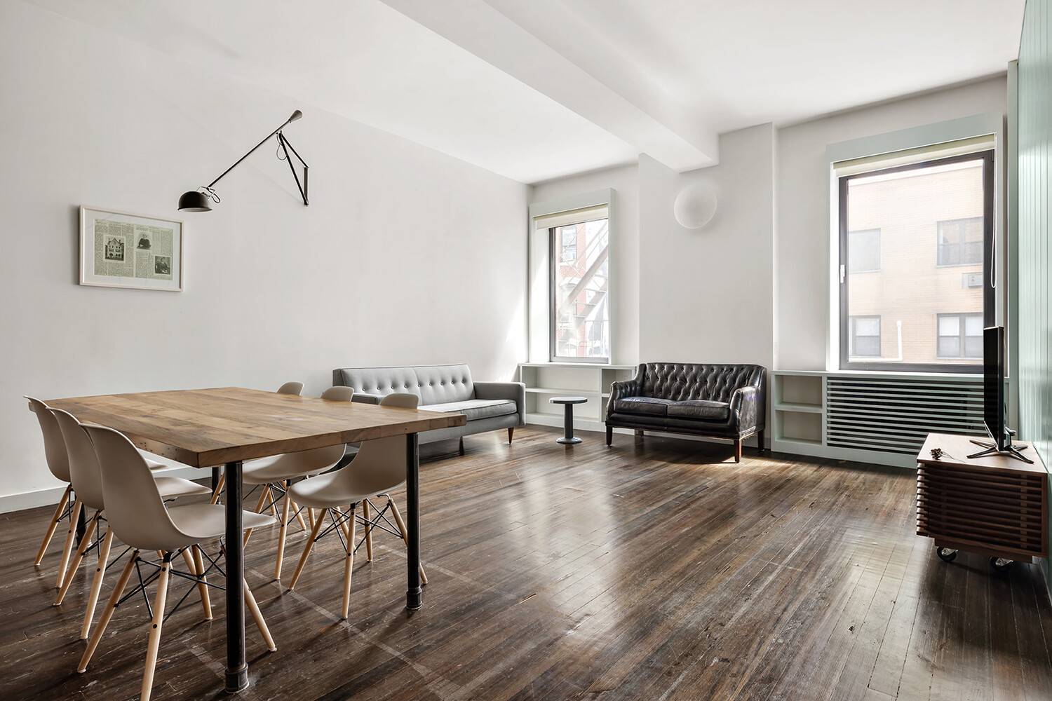 330 Broome Street enjoys exceptional privacy and an abundance of natural light.
