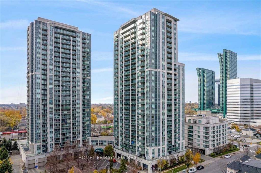 One Of The Largest One Bedroom With Excellent Layout.