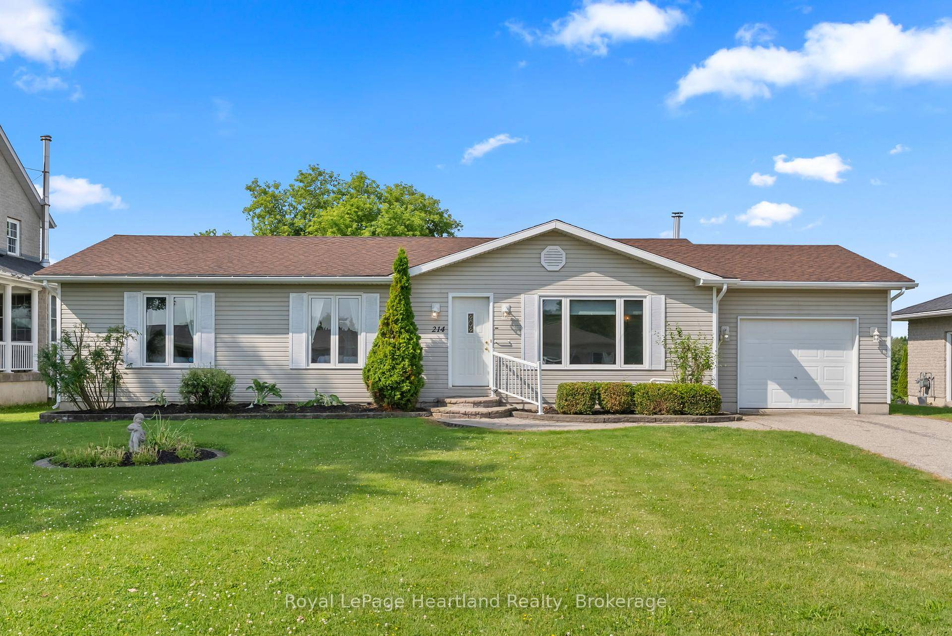 Here it is ! ! The home where you can RETIRE from the farm on, but still have the luxury of cows in your backyard ; OR that perfect space ...