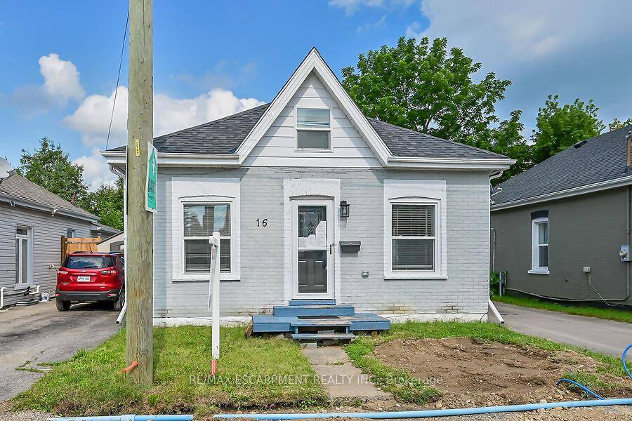 Step inside this beautifully renovated detached home, nestled in a quiet family friendly neighbourhood.